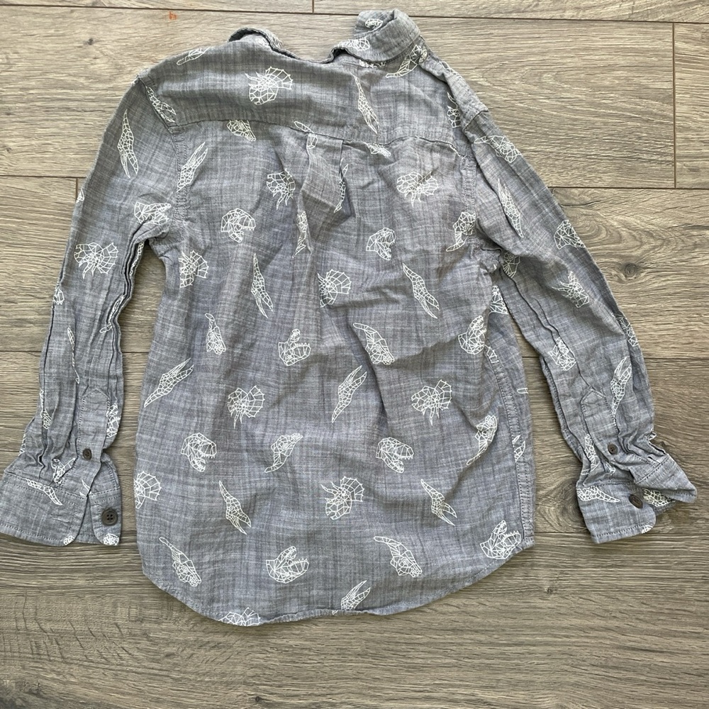 Boys button down - Picture 3 of 3